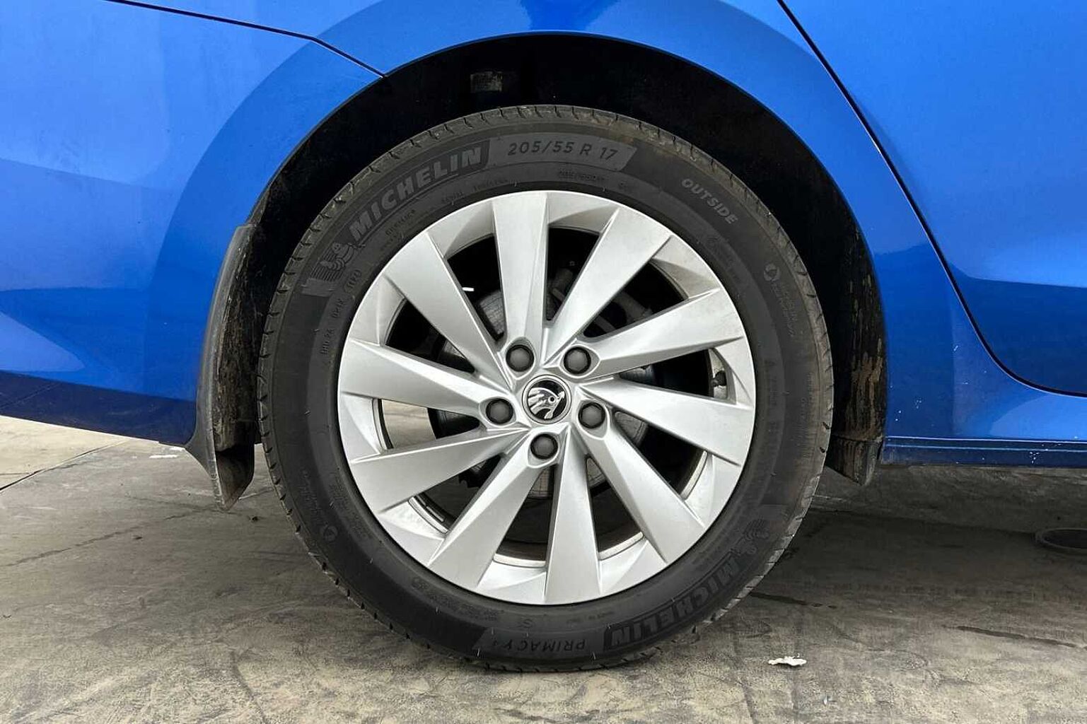 SKODA Octavia 1.5 TSI e-TEC(150ps) First Edition ACT DSG