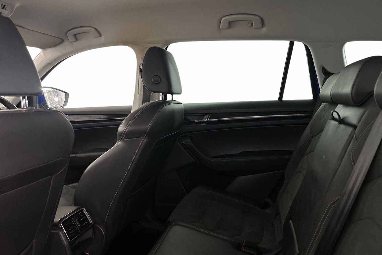 SKODA Kodiaq 2.0TDI (150ps) SE L (7 seats) SCR DSG SUV