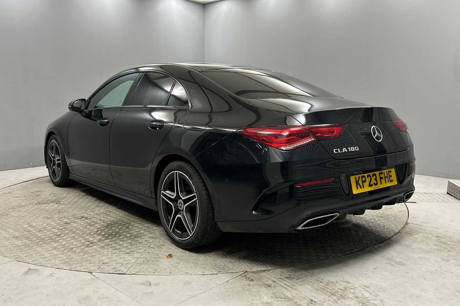 Mercedes-Benz CLA 1.3 (136ps) 180 AMG Line Executive 7G-DCT